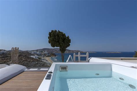 Mykonos' Panorama Suites: Where Luxury Meets Natural Beauty